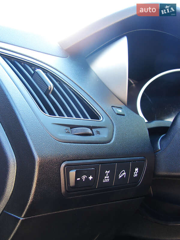 Внедорожник / Кроссовер Hyundai ix35 2012 в Одессе