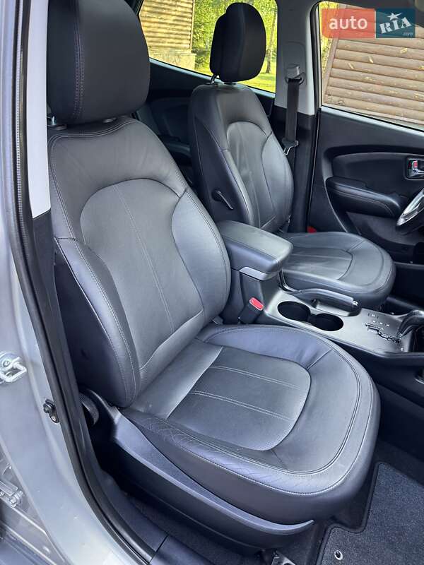 Позашляховик / Кросовер Hyundai ix35 2011 в Луцьку