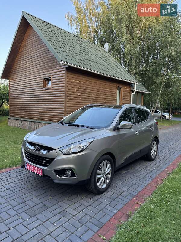 Позашляховик / Кросовер Hyundai ix35 2011 в Луцьку
