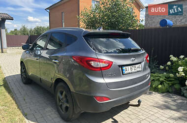 Позашляховик / Кросовер Hyundai ix35 2014 в 