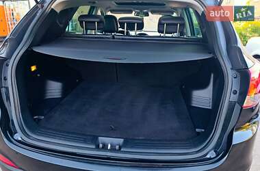 Внедорожник / Кроссовер Hyundai ix35 2010 в 