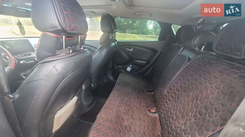 Внедорожник / Кроссовер Hyundai ix35 2011 в Болграде