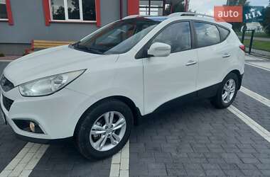 Позашляховик / Кросовер Hyundai ix35 2010 в Хмельницькому