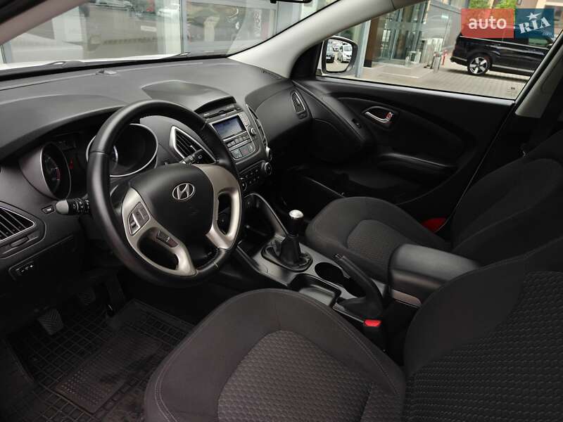Внедорожник / Кроссовер Hyundai ix35 2012 в Одессе