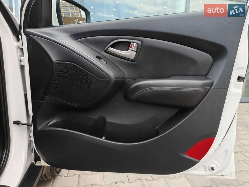 Внедорожник / Кроссовер Hyundai ix35 2012 в Одессе