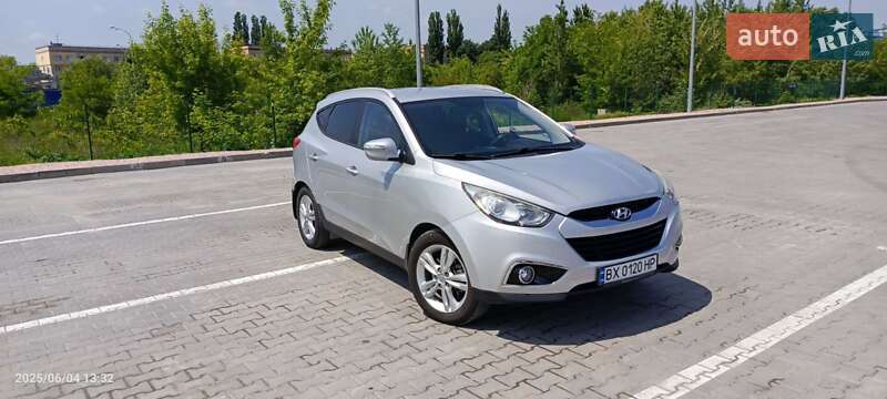 Позашляховик / Кросовер Hyundai ix35 2010 в Кам'янець-Подільському
