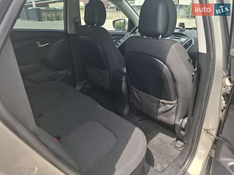 Позашляховик / Кросовер Hyundai ix35 2011 в Черкасах