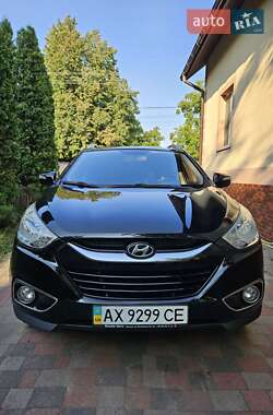 Позашляховик / Кросовер Hyundai ix35 2010 в Харкові