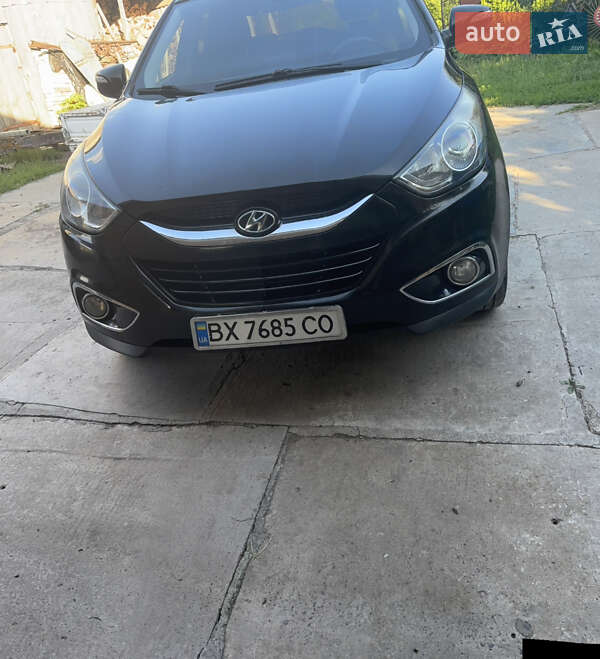 Внедорожник / Кроссовер Hyundai ix35 2011 в Старой Синяве