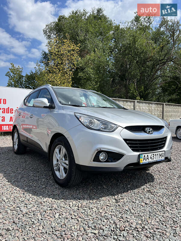 Позашляховик / Кросовер Hyundai ix35 2011 в Черкасах