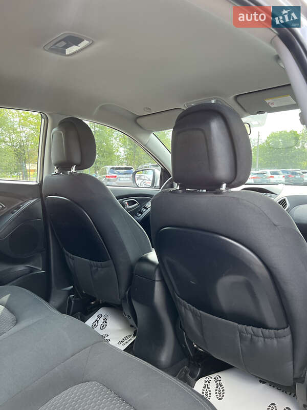 Позашляховик / Кросовер Hyundai ix35 2011 в Черкасах
