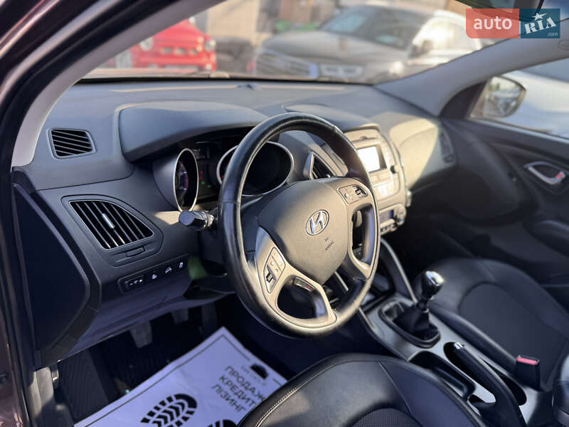Внедорожник / Кроссовер Hyundai ix35 2015 в Ивано-Франковске
