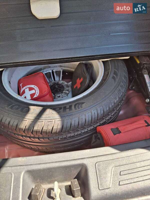 Внедорожник / Кроссовер Hyundai ix35 2010 в Одессе фото 13 Внедорожник / Кроссовер Hyundai ix35 2010 в Одессе