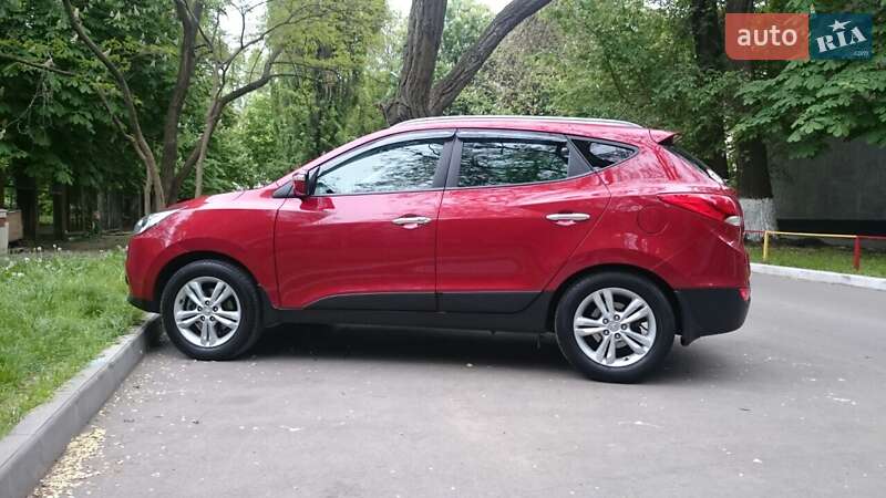 Внедорожник / Кроссовер Hyundai ix35 2010 в Одессе фото 4 Внедорожник / Кроссовер Hyundai ix35 2010 в Одессе