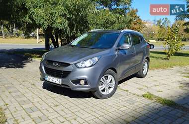Позашляховик / Кросовер Hyundai ix35 2012 в 