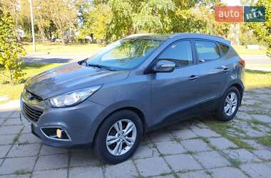 Позашляховик / Кросовер Hyundai ix35 2012 в 