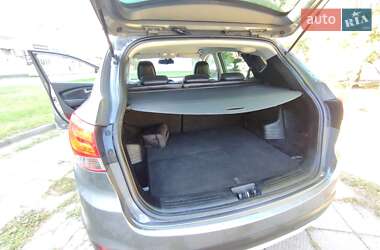 Позашляховик / Кросовер Hyundai ix35 2012 в 