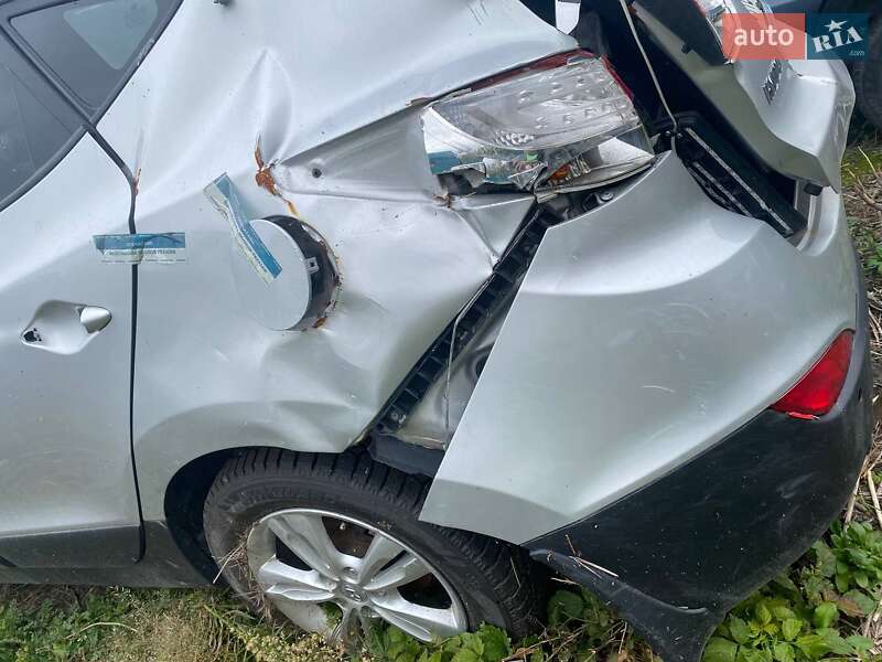 Позашляховик / Кросовер Hyundai ix35 2013 в Житомирі