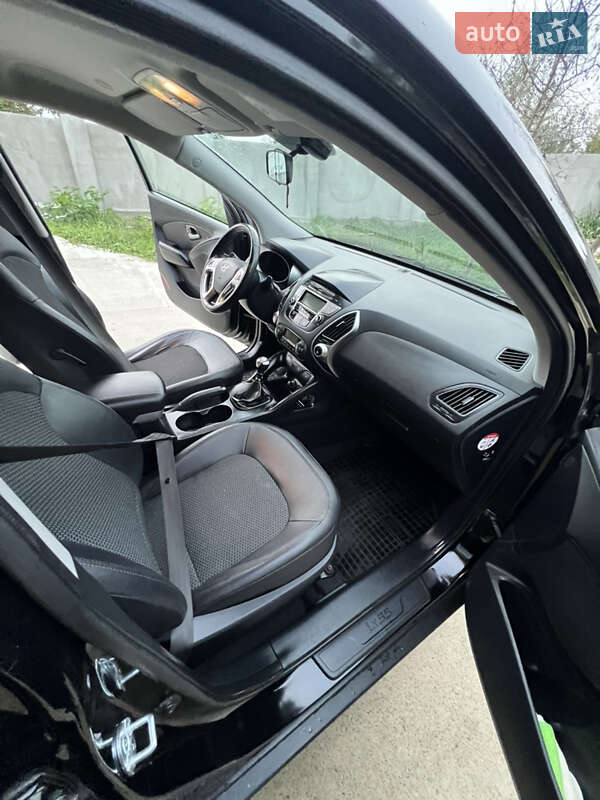 Позашляховик / Кросовер Hyundai ix35 2012 в Сокирниці фото 13 Позашляховик / Кросовер Hyundai ix35 2012 в Сокирниці