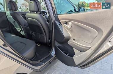 Внедорожник / Кроссовер Hyundai ix35 2015 в 