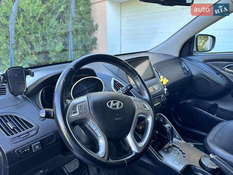 Внедорожник / Кроссовер Hyundai ix35 2011 в Киеве