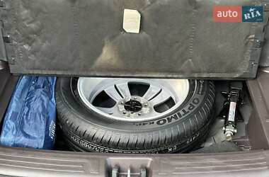 Внедорожник / Кроссовер Hyundai ix35 2012 в 