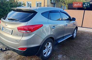 Внедорожник / Кроссовер Hyundai ix35 2011 в 