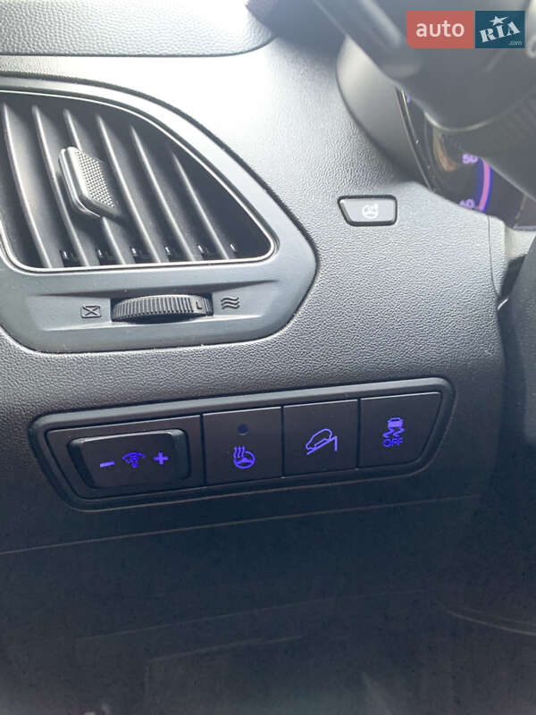 Внедорожник / Кроссовер Hyundai ix35 2014 в Ровно