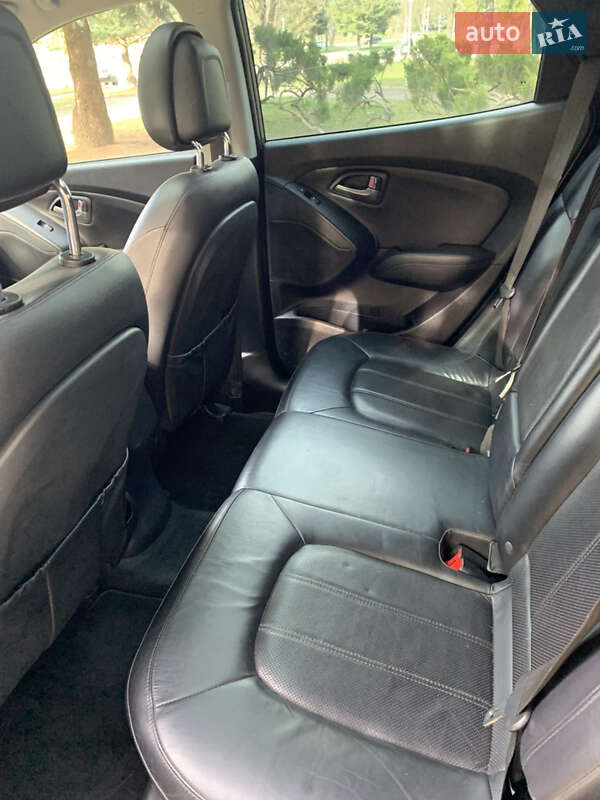 Внедорожник / Кроссовер Hyundai ix35 2014 в Ровно