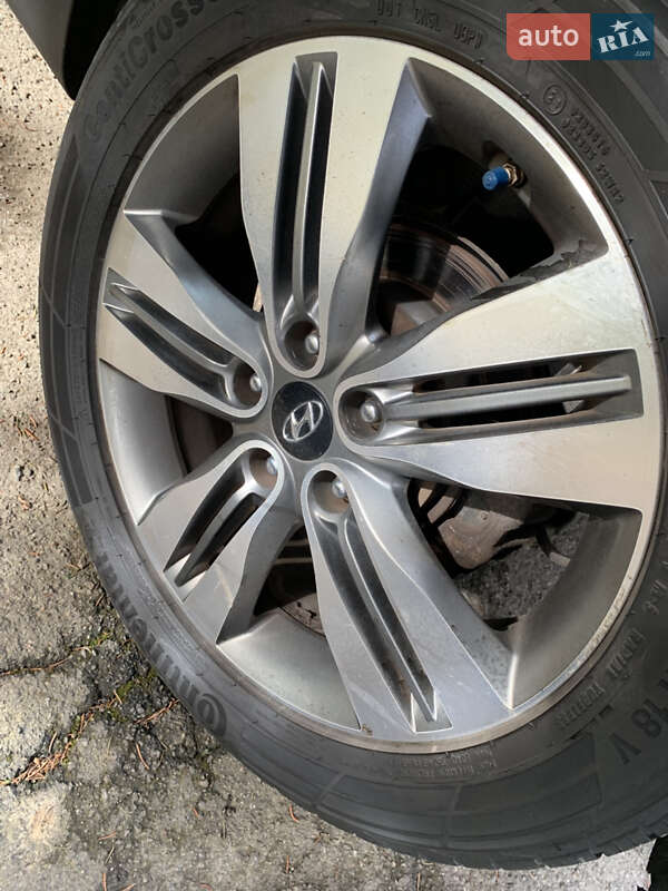 Внедорожник / Кроссовер Hyundai ix35 2014 в Ровно