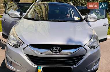 Внедорожник / Кроссовер Hyundai ix35 2010 в Киеве