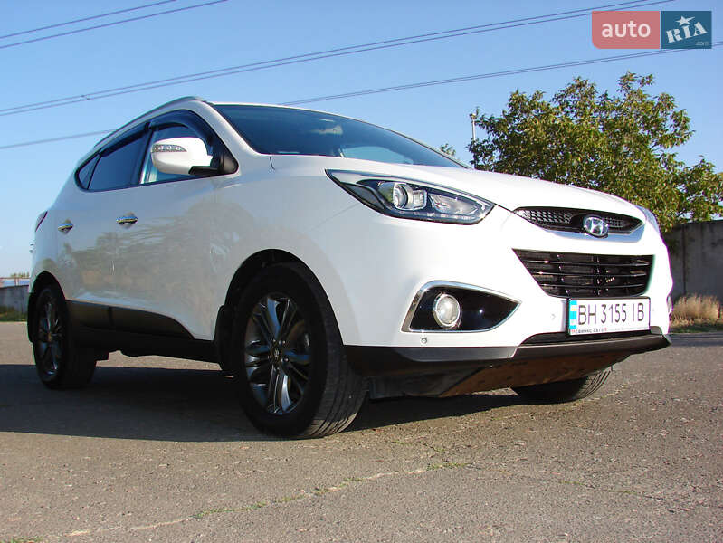 Внедорожник / Кроссовер Hyundai ix35 2014 в 