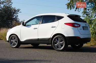 Внедорожник / Кроссовер Hyundai ix35 2014 в 