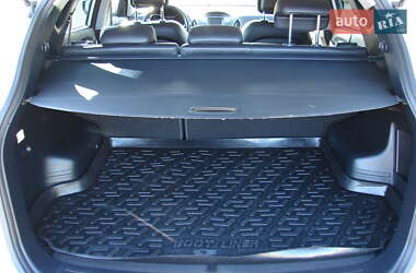 Внедорожник / Кроссовер Hyundai ix35 2014 в 