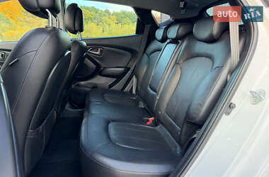 Внедорожник / Кроссовер Hyundai ix35 2014 в 