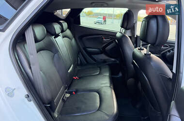 Внедорожник / Кроссовер Hyundai ix35 2014 в 
