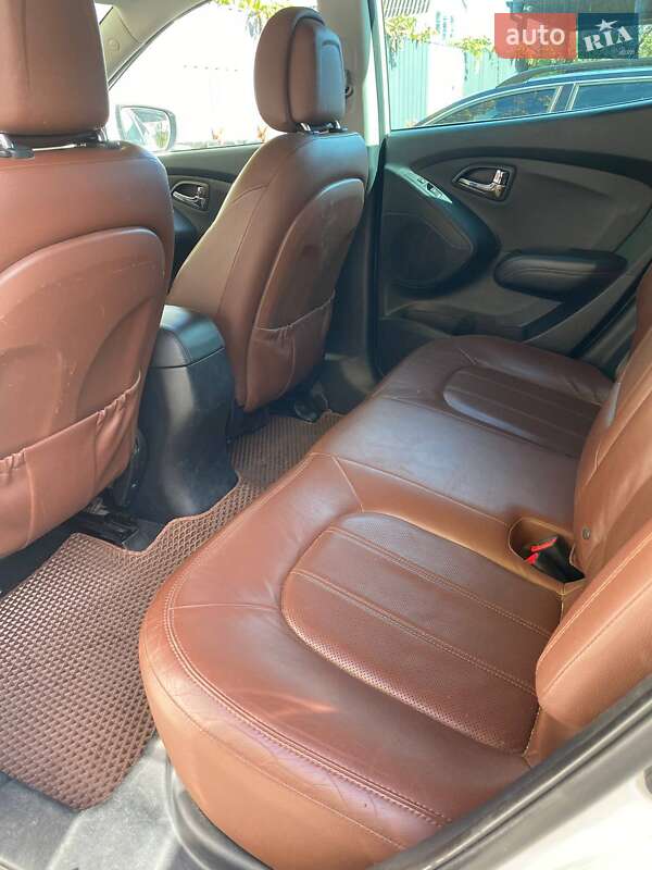 Внедорожник / Кроссовер Hyundai ix35 2013 в Звягеле