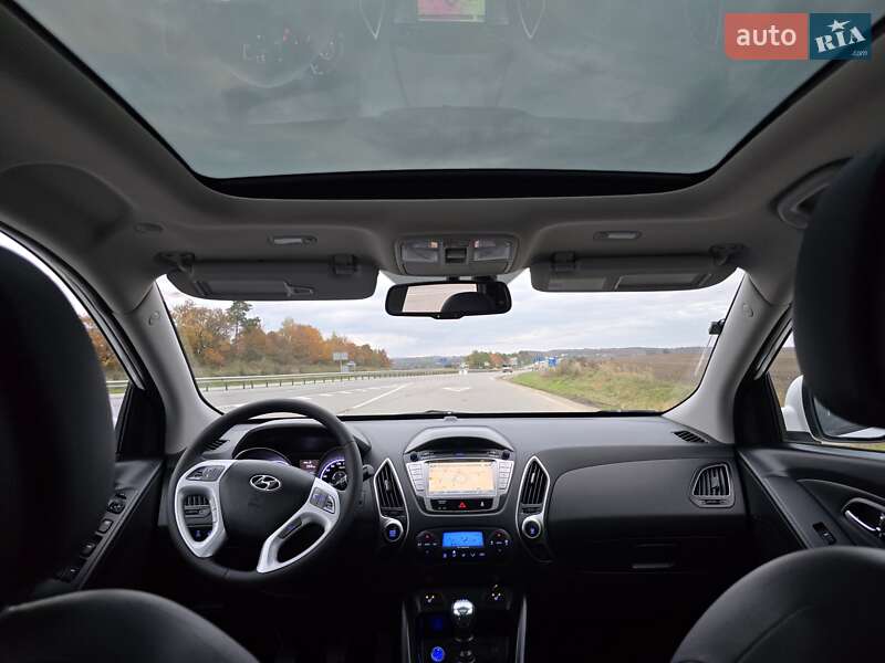 Внедорожник / Кроссовер Hyundai ix35 2012 в Калуше