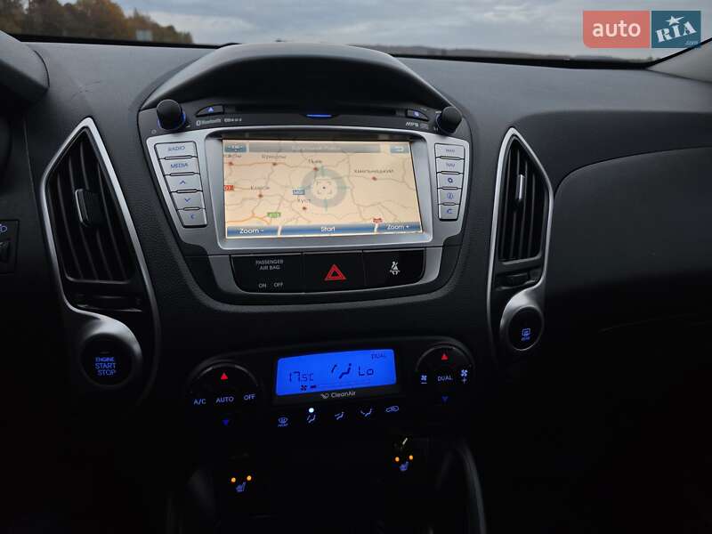 Внедорожник / Кроссовер Hyundai ix35 2012 в Калуше