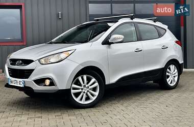 Внедорожник / Кроссовер Hyundai ix35 2012 в 