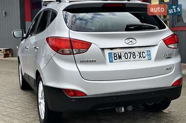 Внедорожник / Кроссовер Hyundai ix35 2012 в 