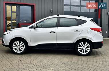 Внедорожник / Кроссовер Hyundai ix35 2012 в 