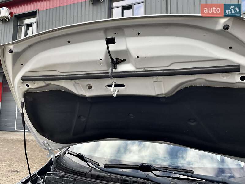 Позашляховик / Кросовер Hyundai ix35 2012 в Ковелі