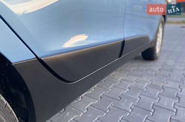 Внедорожник / Кроссовер Hyundai ix35 2012 в 