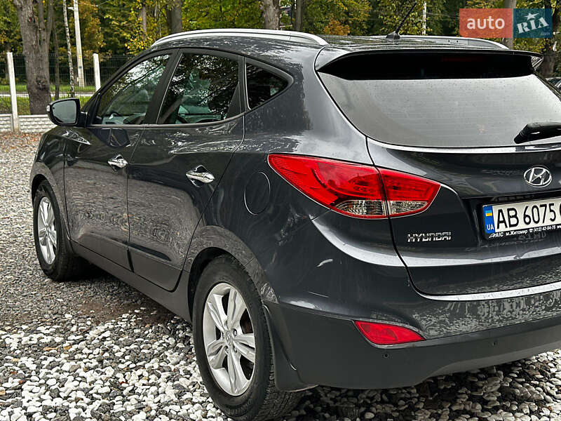 Внедорожник / Кроссовер Hyundai ix35 2010 в Виннице