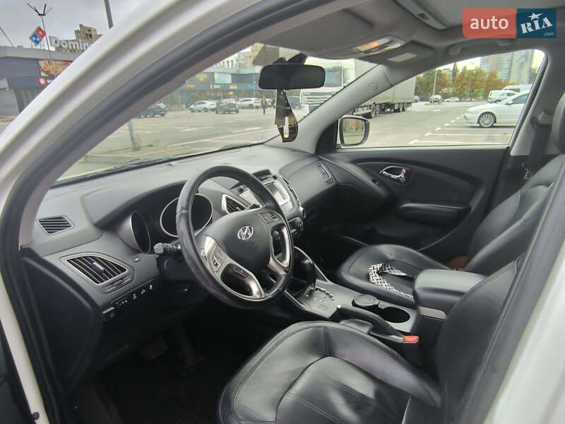 Внедорожник / Кроссовер Hyundai ix35 2012 в Киеве