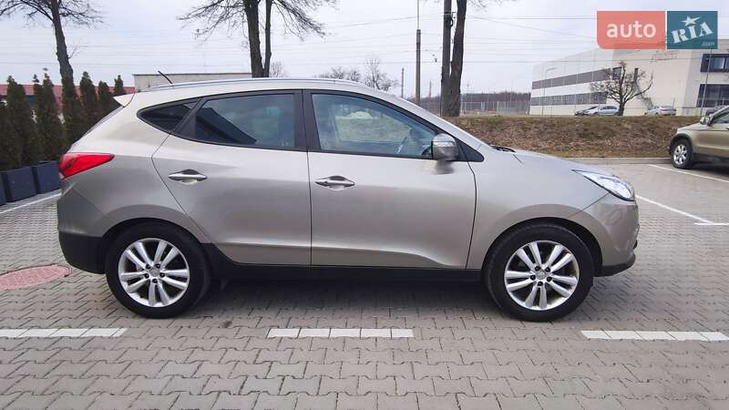 Внедорожник / Кроссовер Hyundai ix35 2011 в Львове
