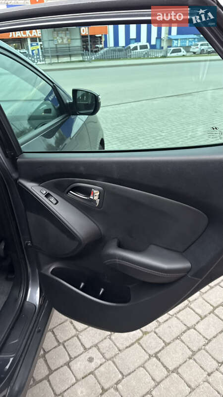 Внедорожник / Кроссовер Hyundai ix35 2011 в Шепетовке фото 38 Внедорожник / Кроссовер Hyundai ix35 2011 в Шепетовке