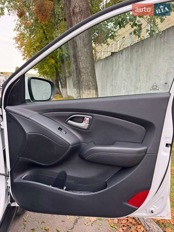 Внедорожник / Кроссовер Hyundai ix35 2014 в Киеве фото 34 Внедорожник / Кроссовер Hyundai ix35 2014 в Киеве