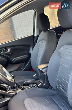 Внедорожник / Кроссовер Hyundai ix35 2014 в 